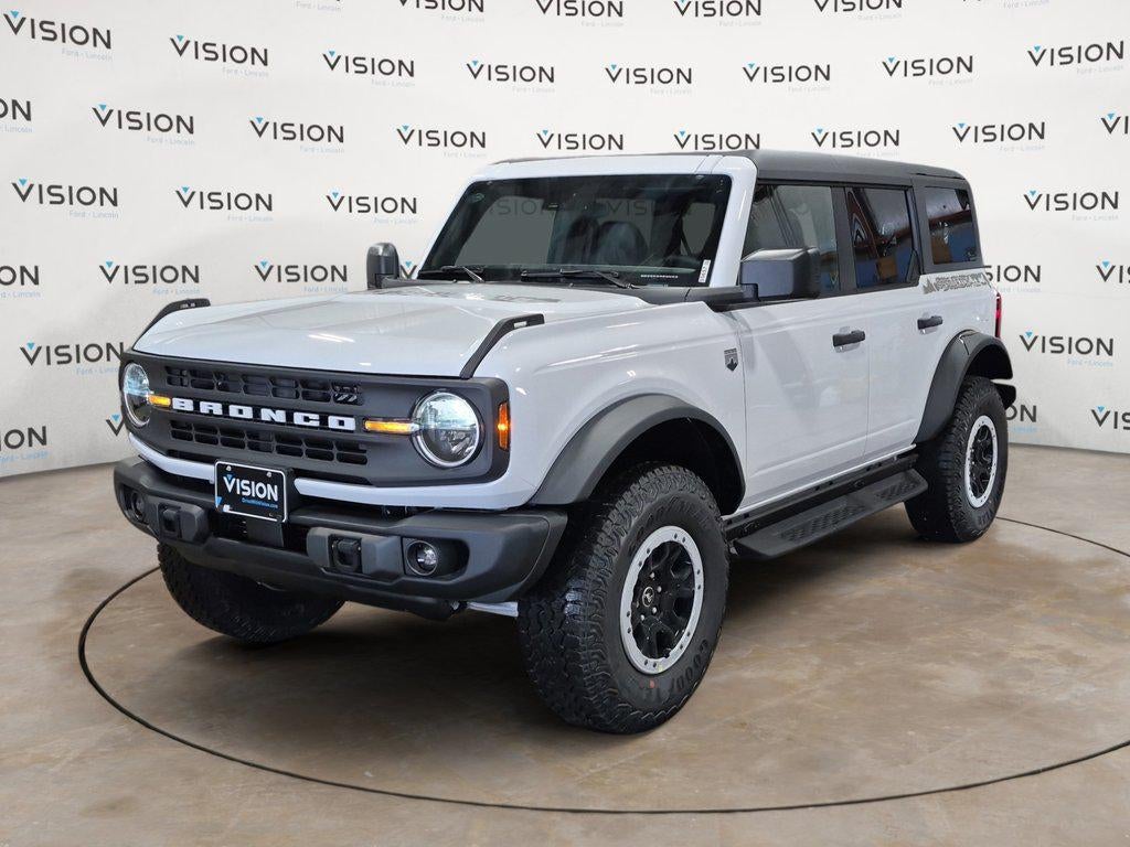 2025 Ford Bronco Big Bend 4 Door 4x4 in Oxford White — front three-quarter view